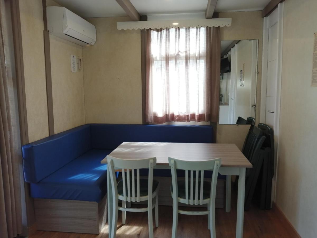 Camping-Bungalows Altomira Navajas Zewnętrze zdjęcie