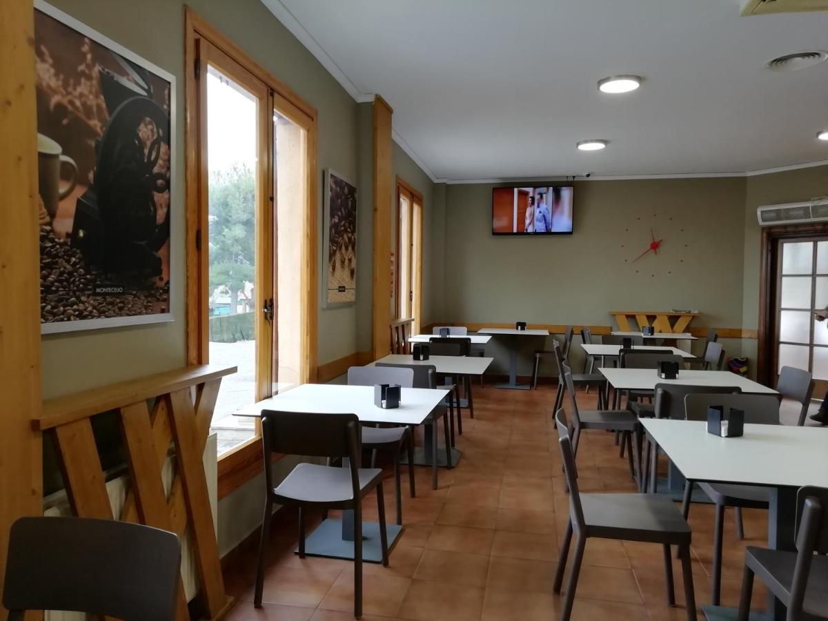 Camping-Bungalows Altomira Navajas Zewnętrze zdjęcie